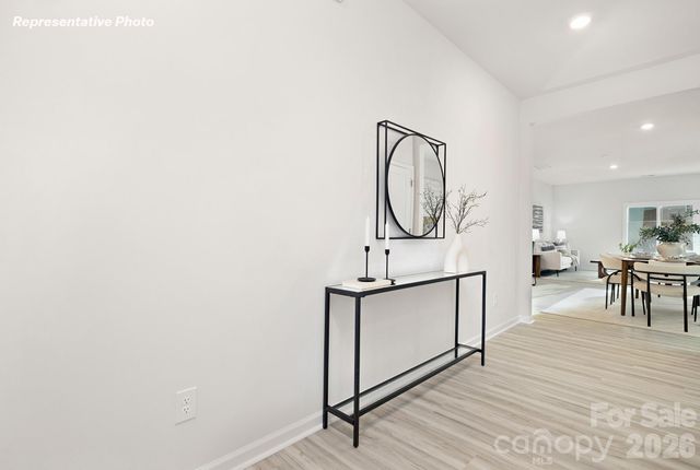 2070 10th Street SE, Hickory, NC 28602