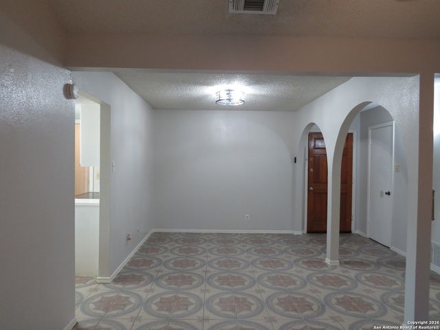 5518 Eaglewood, San Antonio, TX 78233