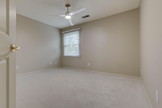 960 Rockbridge Road, Lexington, KY 40515