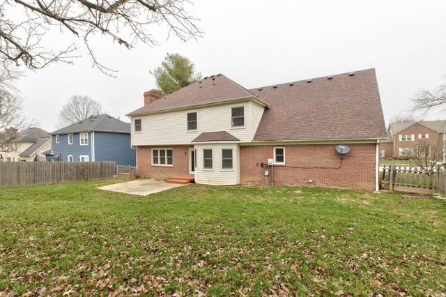 960 Rockbridge Road, Lexington, KY 40515