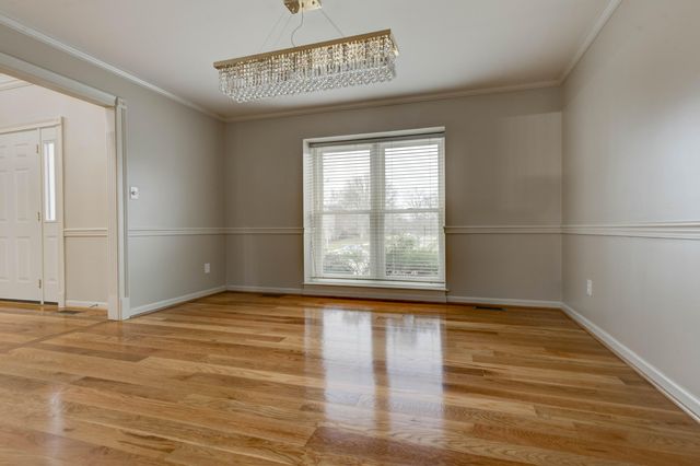 960 Rockbridge Road, Lexington, KY 40515