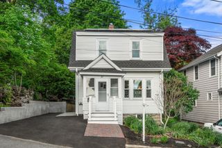 27 Governor Rd, Arlington, MA 02474