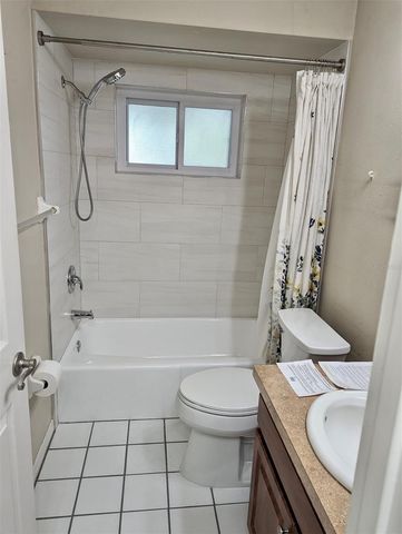 4970 REAGEN WAY, Sarasota, FL 34232