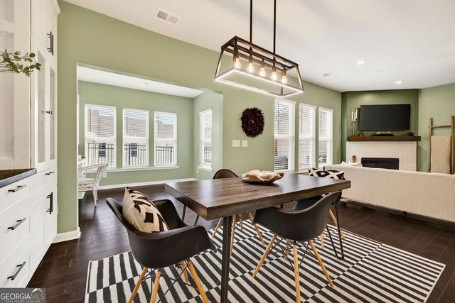 222 Holden Way, Woodstock, GA 30189