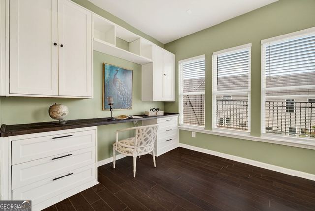222 Holden Way, Woodstock, GA 30189