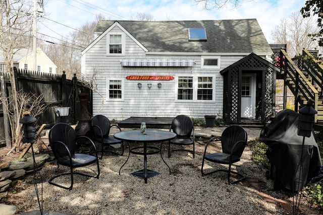 36 Lovell's Lane, Mashpee, MA 02649