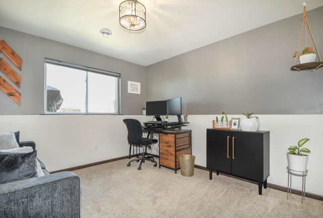 3736 30th Street S, Moorhead, MN 56560