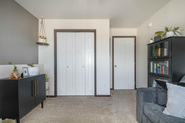 3736 30th Street S, Moorhead, MN 56560