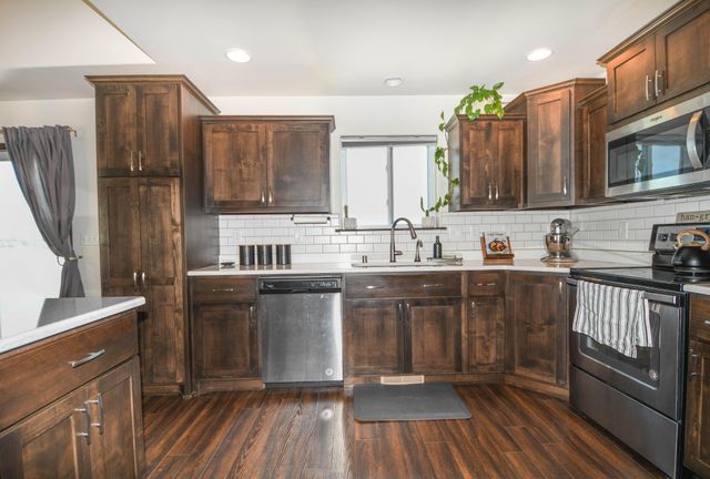 3736 30th Street S, Moorhead, MN 56560