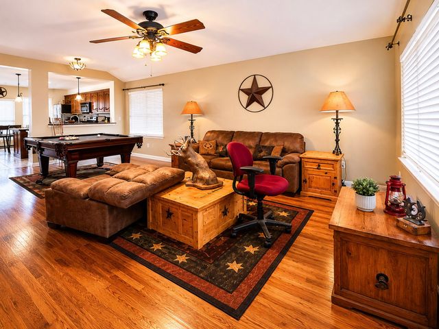 3324 Overstreet Lane, Royse City, TX 75189