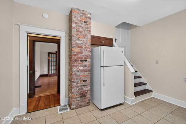1844 Roanoke Ave, Louisville, KY 40205