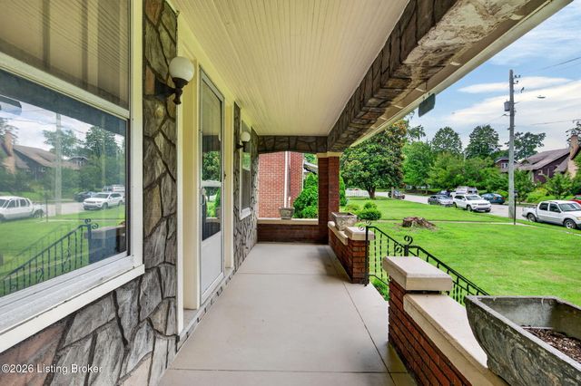 1844 Roanoke Ave, Louisville, KY 40205