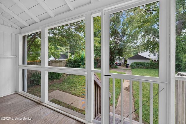 1844 Roanoke Ave, Louisville, KY 40205