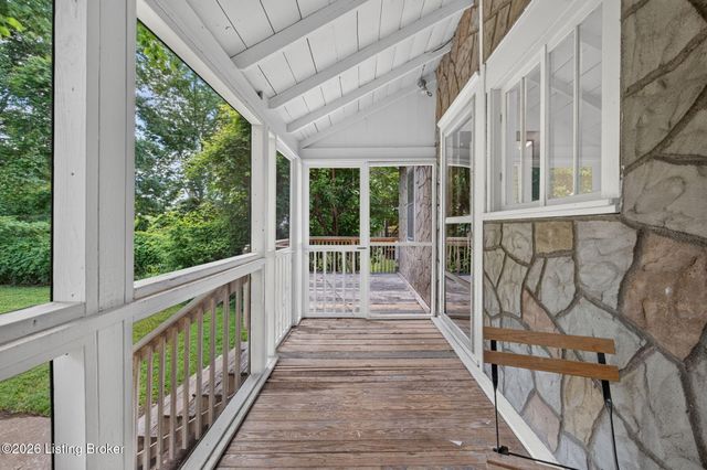 1844 Roanoke Ave, Louisville, KY 40205