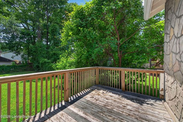 1844 Roanoke Ave, Louisville, KY 40205