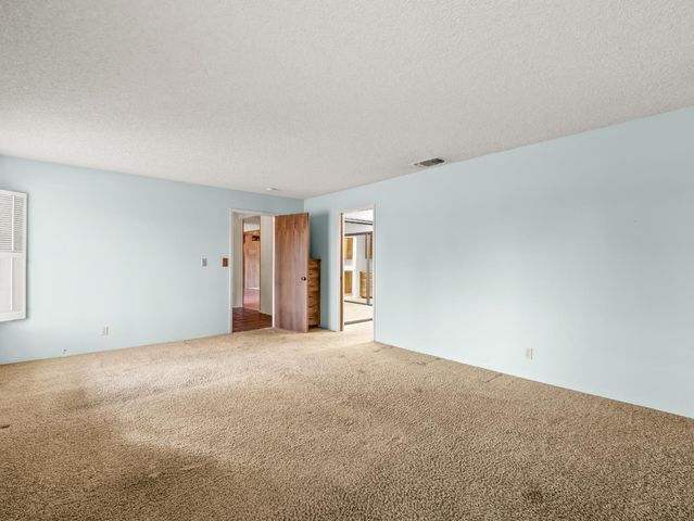 19240 E Trimmer Springs Road, Sanger, CA 93657