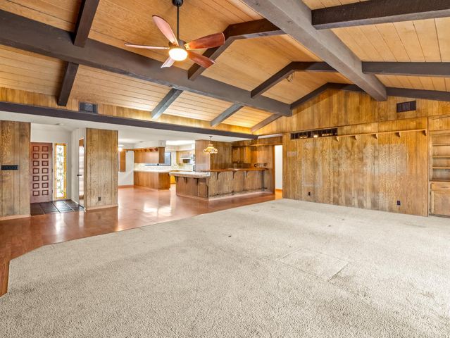 19240 E Trimmer Springs Road, Sanger, CA 93657