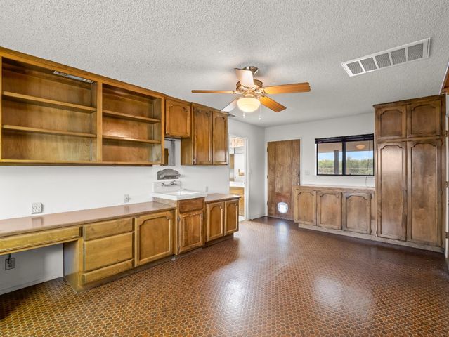 19240 E Trimmer Springs Road, Sanger, CA 93657