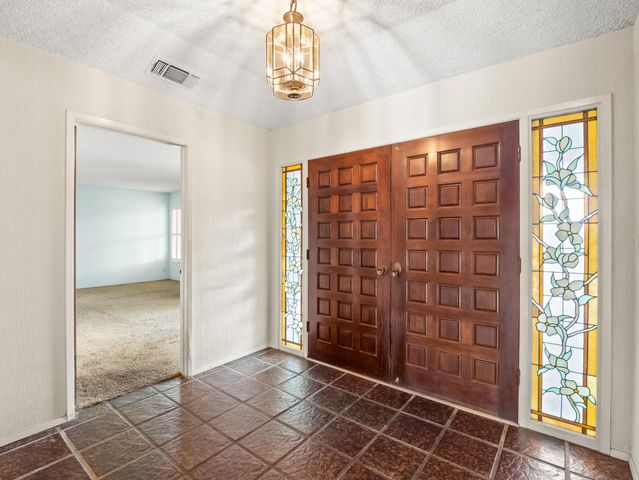 19240 E Trimmer Springs Road, Sanger, CA 93657