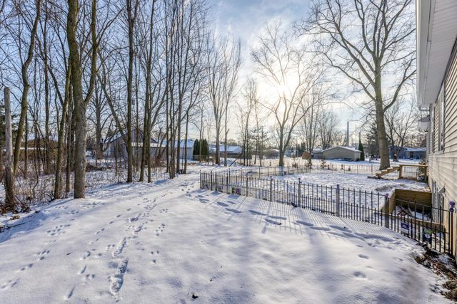 4475 River Road, East China Twp, MI 48054