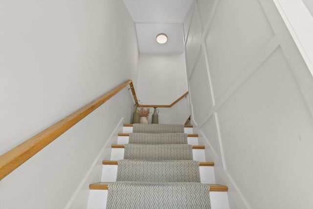 65 Lancaster Rd 65, Arlington, MA 02476