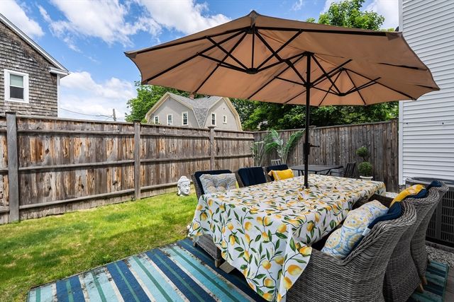 65 Lancaster Rd 65, Arlington, MA 02476