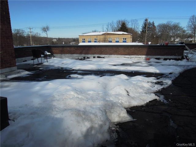 49 Congers Road 6, New City, NY 10956