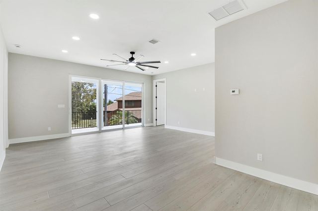 1023 NE Orange Avenue, Jensen Beach, FL 34957