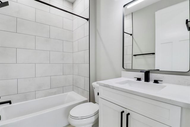 1023 NE Orange Avenue, Jensen Beach, FL 34957