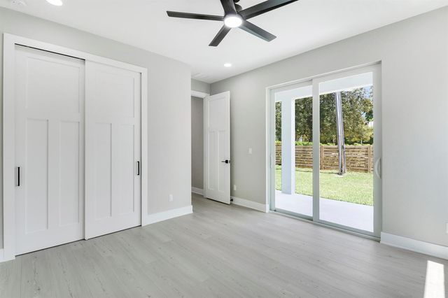 1023 NE Orange Avenue, Jensen Beach, FL 34957