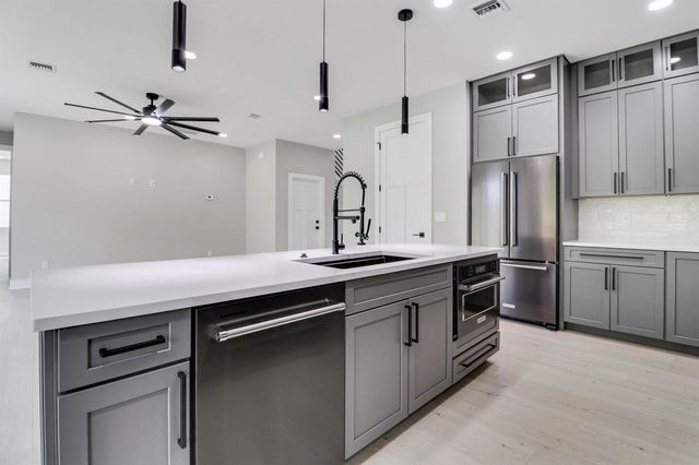 1023 NE Orange Avenue, Jensen Beach, FL 34957