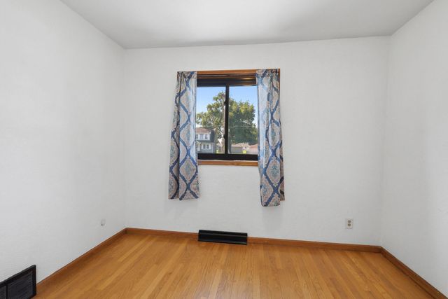 3224 W Locust Street, Davenport, IA 52804