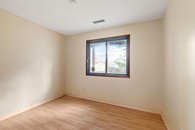 13573 Everton Avenue, Apple Valley, MN 55124