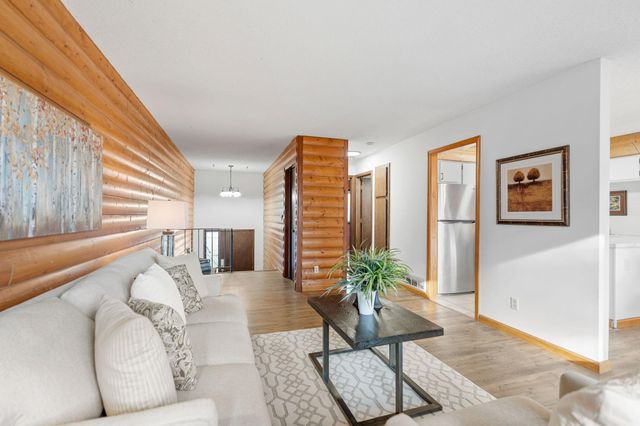 13573 Everton Avenue, Apple Valley, MN 55124