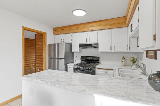 13573 Everton Avenue, Apple Valley, MN 55124