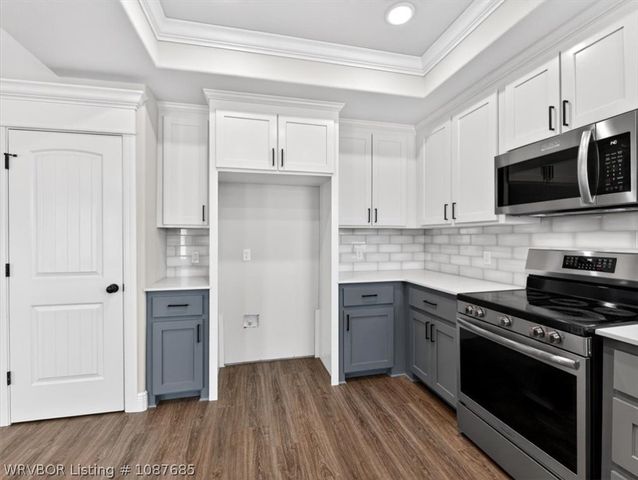 404 Rock Court, Lavaca, AR 72941