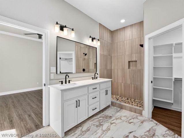 404 Rock Court, Lavaca, AR 72941