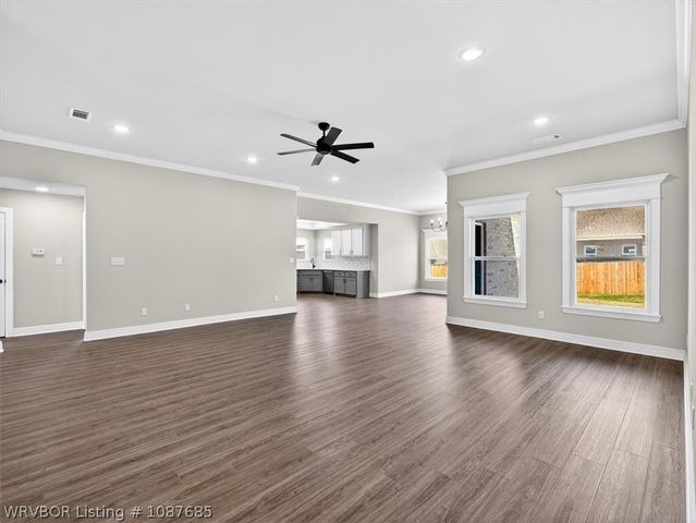 404 Rock Court, Lavaca, AR 72941