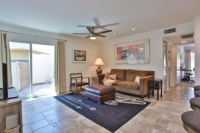 1421 Sunflower Circle N, Palm Springs, CA 92262