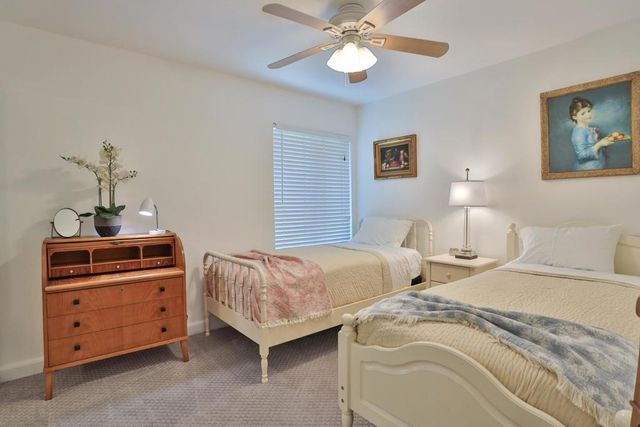 1421 Sunflower Circle N, Palm Springs, CA 92262