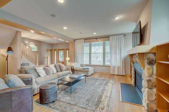 316 Country Road, Stillwater, MN 55082