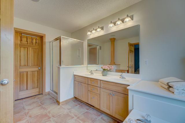 316 Country Road, Stillwater, MN 55082