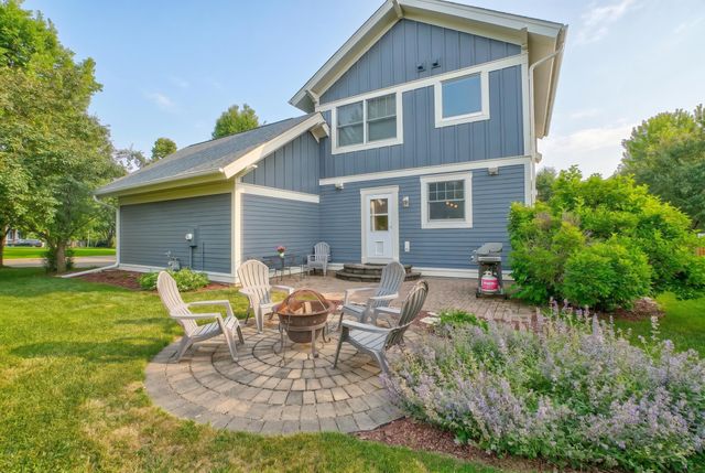 316 Country Road, Stillwater, MN 55082