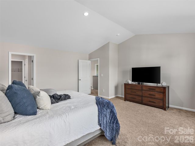 348 Tavernier Lane, Candler, NC 28715