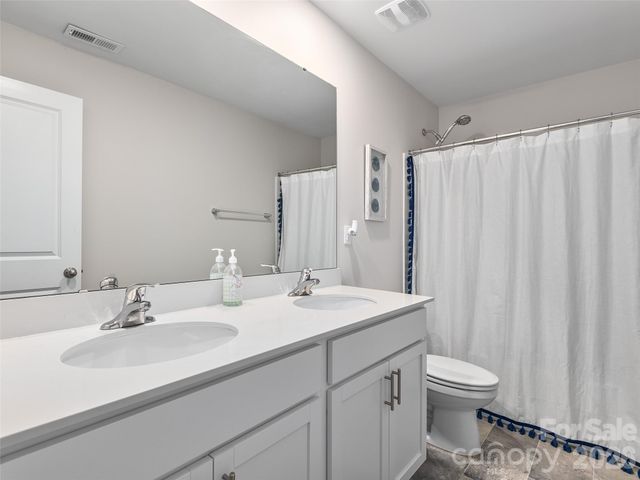 348 Tavernier Lane, Candler, NC 28715