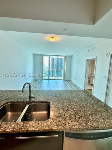 951 Brickell Ave 3403, Miami, FL 33131