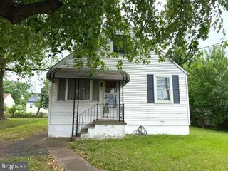 83 WISE AVE, Baltimore, MD 21222