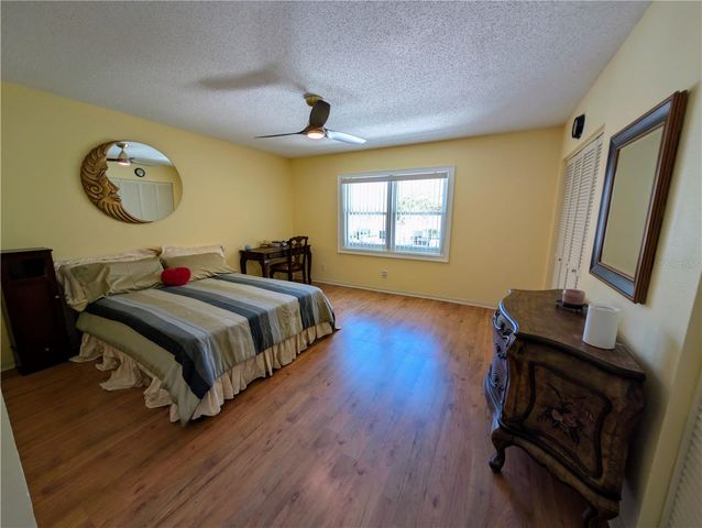 9897 SW 88TH COURT ROAD P, Ocala, FL 34481