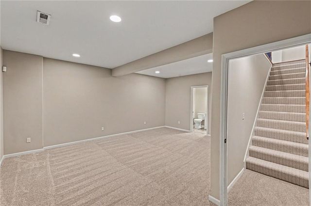 14838 Ashmont Lane, Smithville, MO 64089