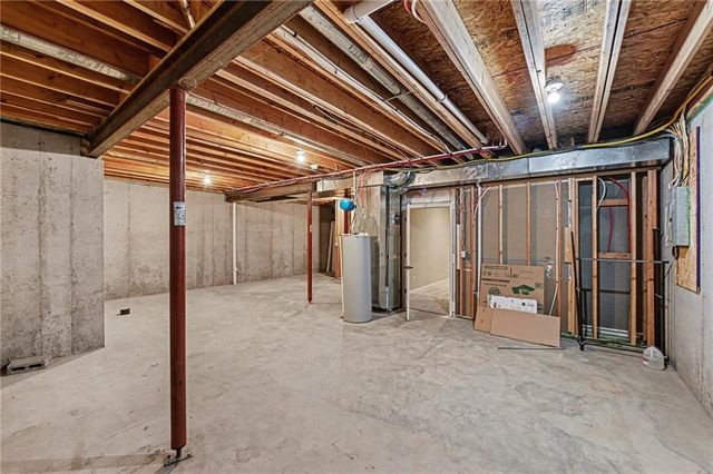 14838 Ashmont Lane, Smithville, MO 64089